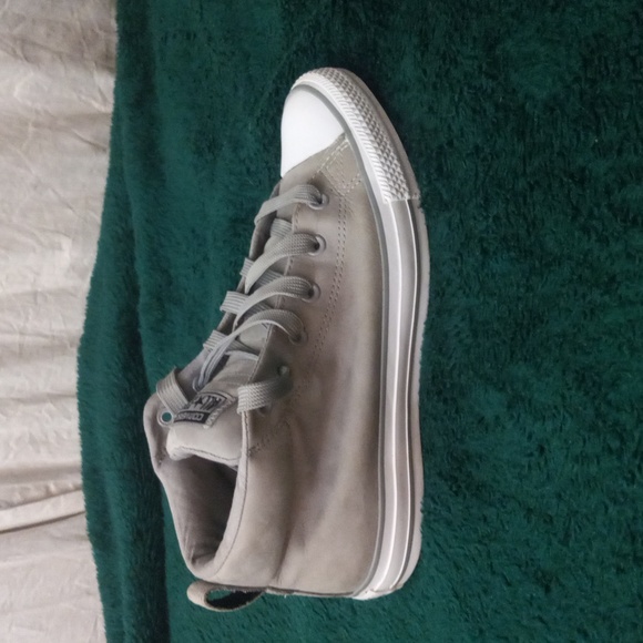 Chuck Taylor Padded Converse All stars 8.5 size shoes - Picture 4 of 15